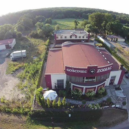 Hostel Gosciniec Zodiac *