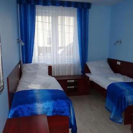 Gosciniec Zodiac Hostel *