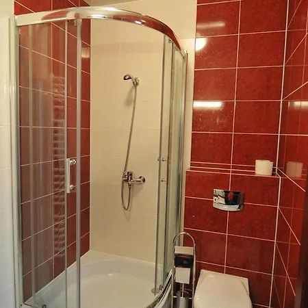 Gosciniec Zodiac Hostel *