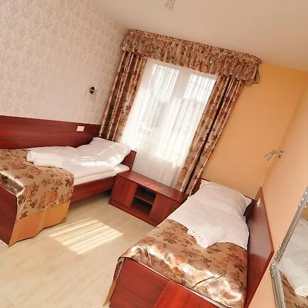 Hostel Gosciniec Zodiac Rzuchow