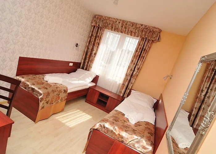 Hostal Gosciniec Zodiac Rzuchow